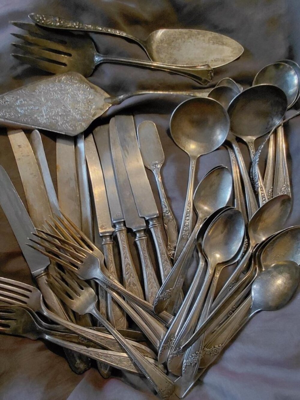 40 Pieces of Assortedt Vintage Silverplate Flatware - AS-IS